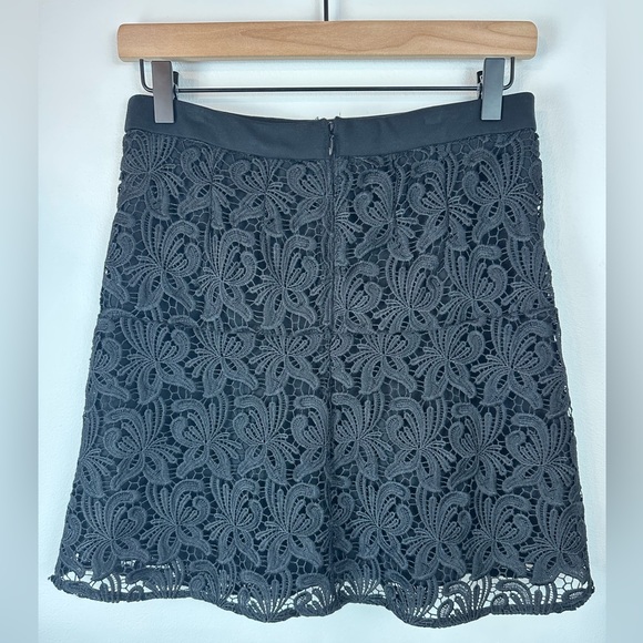 LOFT Black Lace Career Skirt NWT | Size XS - Picture 3 of 8